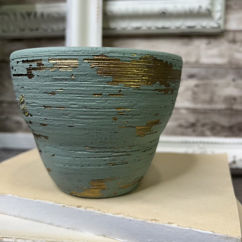 Small Gold Tone and Green Vase with Floral - Image 2