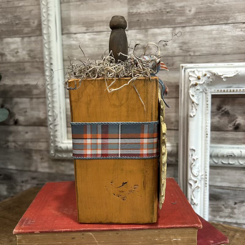 4x4 Wooden Pumpkin Block with Resin Sunflower and Stem - Image 9